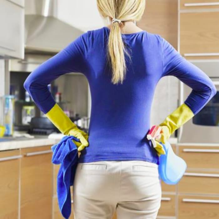 Pulizia della cucina